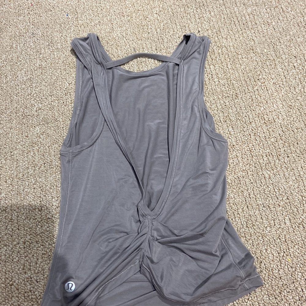 Lululemon tank top woman’s 0 - Picture 2 of 4